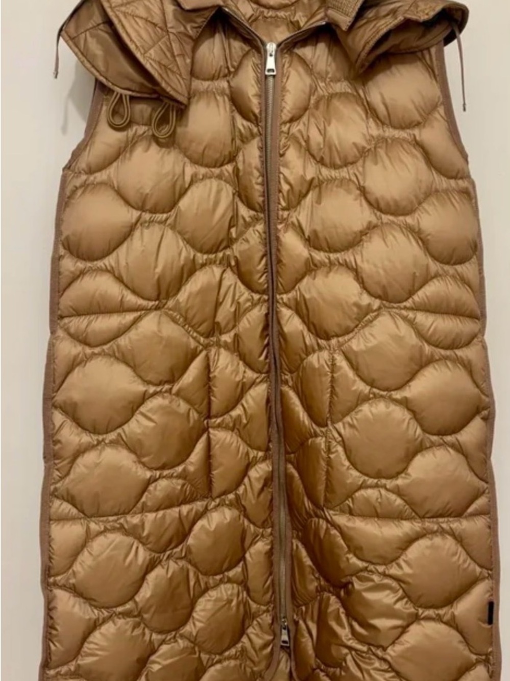 Moncler Tan Shearling Trench Coat with Cream Trim - Picture 7 of 12